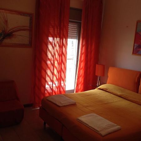 B&B Bordighiera Catania Bagian luar foto